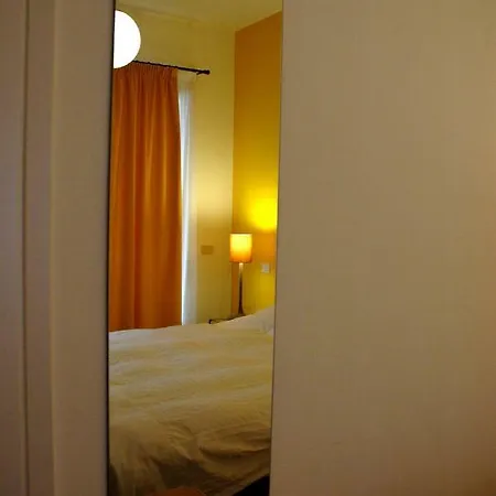 Pensión Bed And Business *
