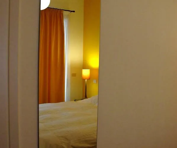 招待所 Bed And Business *